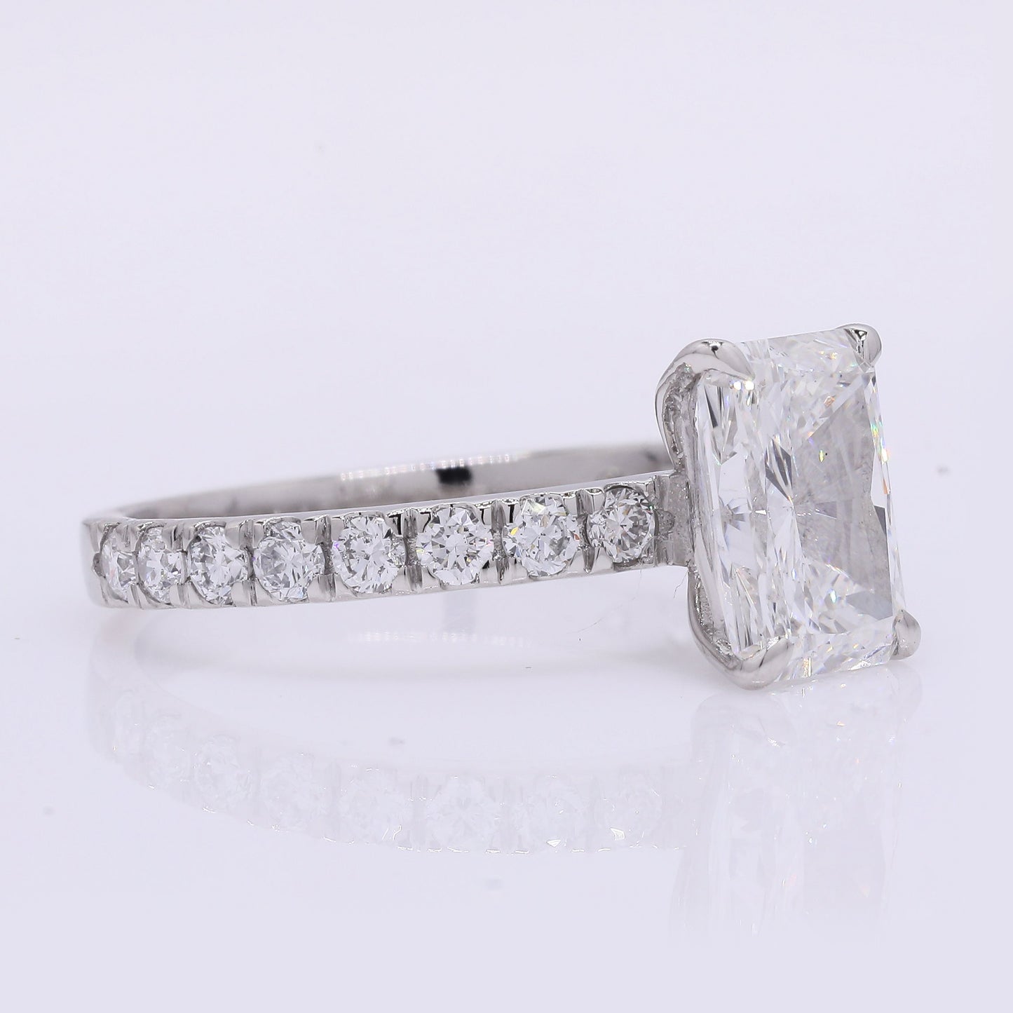 2.41 Carats Lab Grown Diamond 950 Platinum Ring