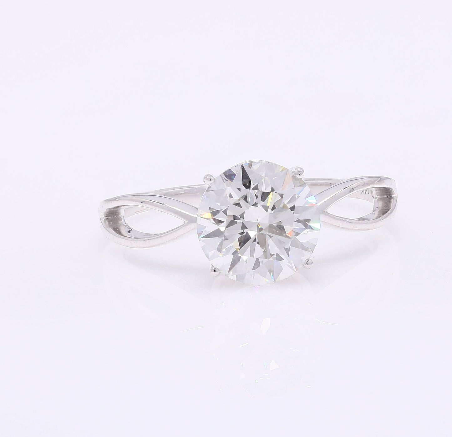 2.10 Carats Lab Grown Diamond 14K Gold Ring
