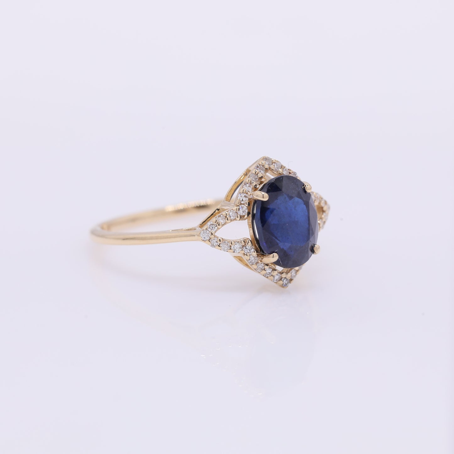 2.09 Ct Oval Mixed Cut Natural Sapphire 14K Gold Ring