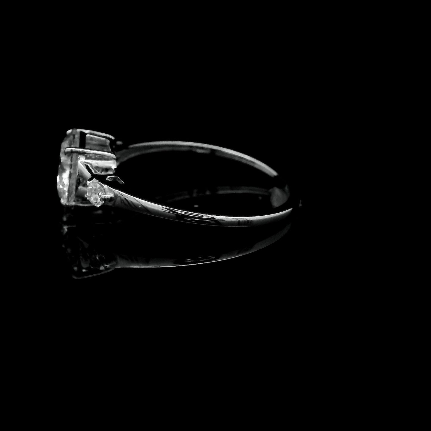 1.60 Ct Round Lab Grown Diamond 14K Gold Ring