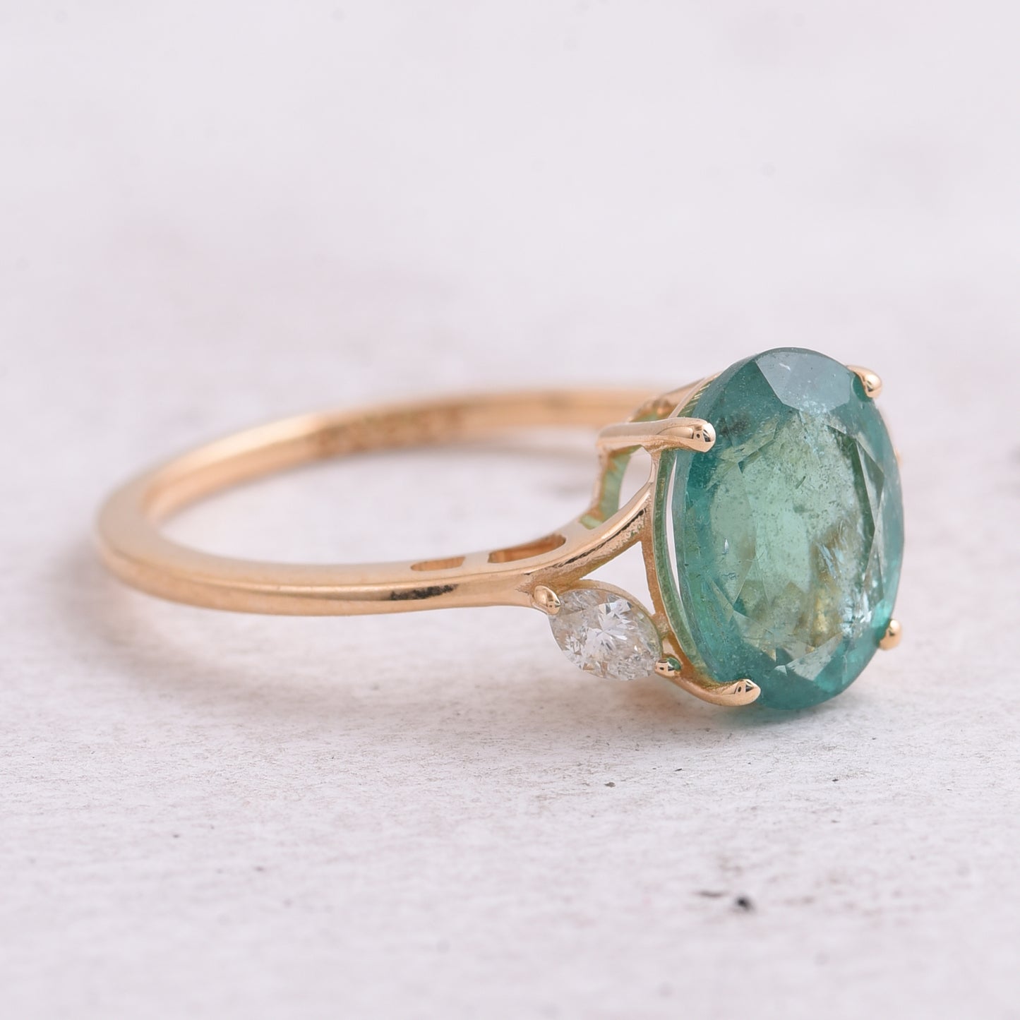 2.07 Ct Oval Natural Emerald 14K Gold Ring