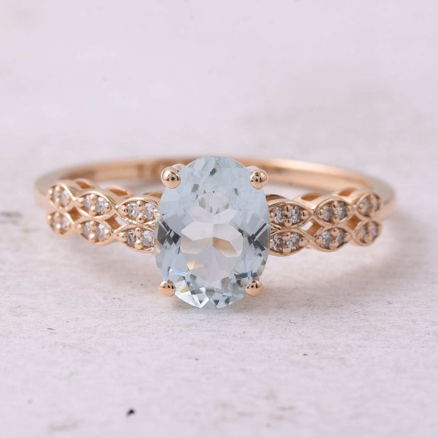 1.20 Ct Oval Mixed Cut Natural Aquamarine 14K Gold Ring