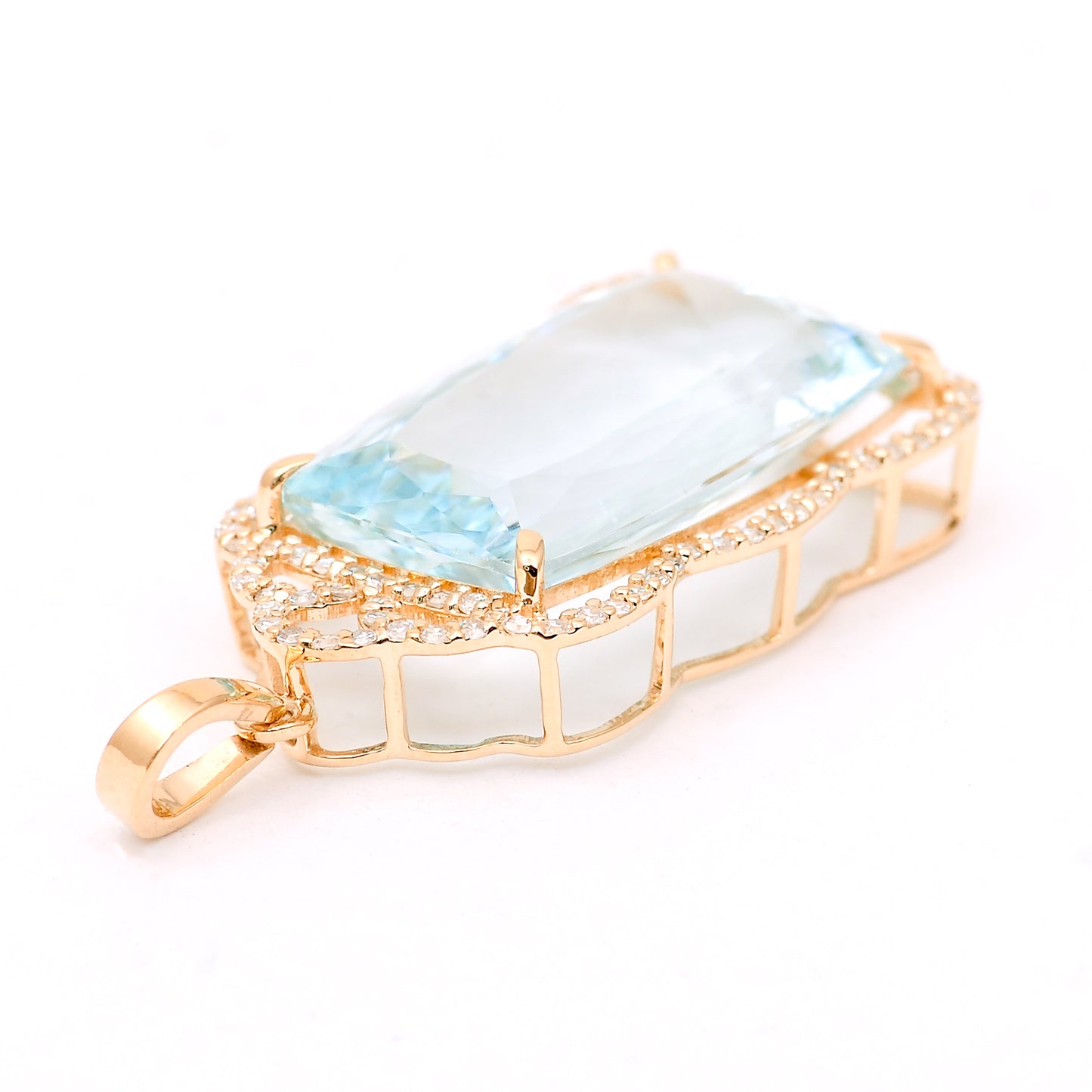 9.25 Ct Cushion Natural Aquamarine 14K Gold Pendant