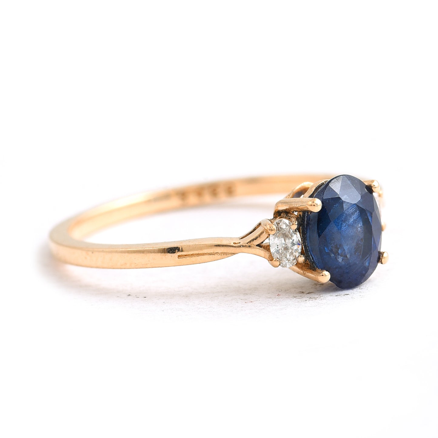 1.16 Ct Oval Sapphire 14K Gold Ring