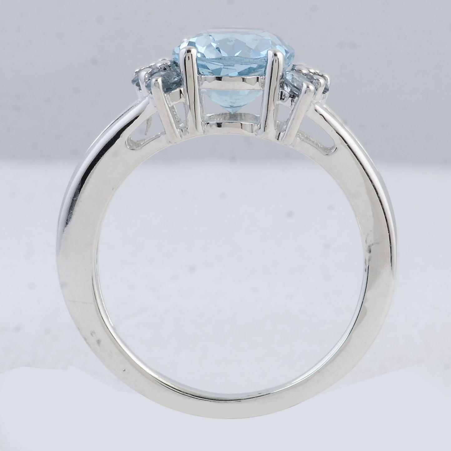 3.24 Ct Oval Blue Topaz 925 Sterling Silver Ring