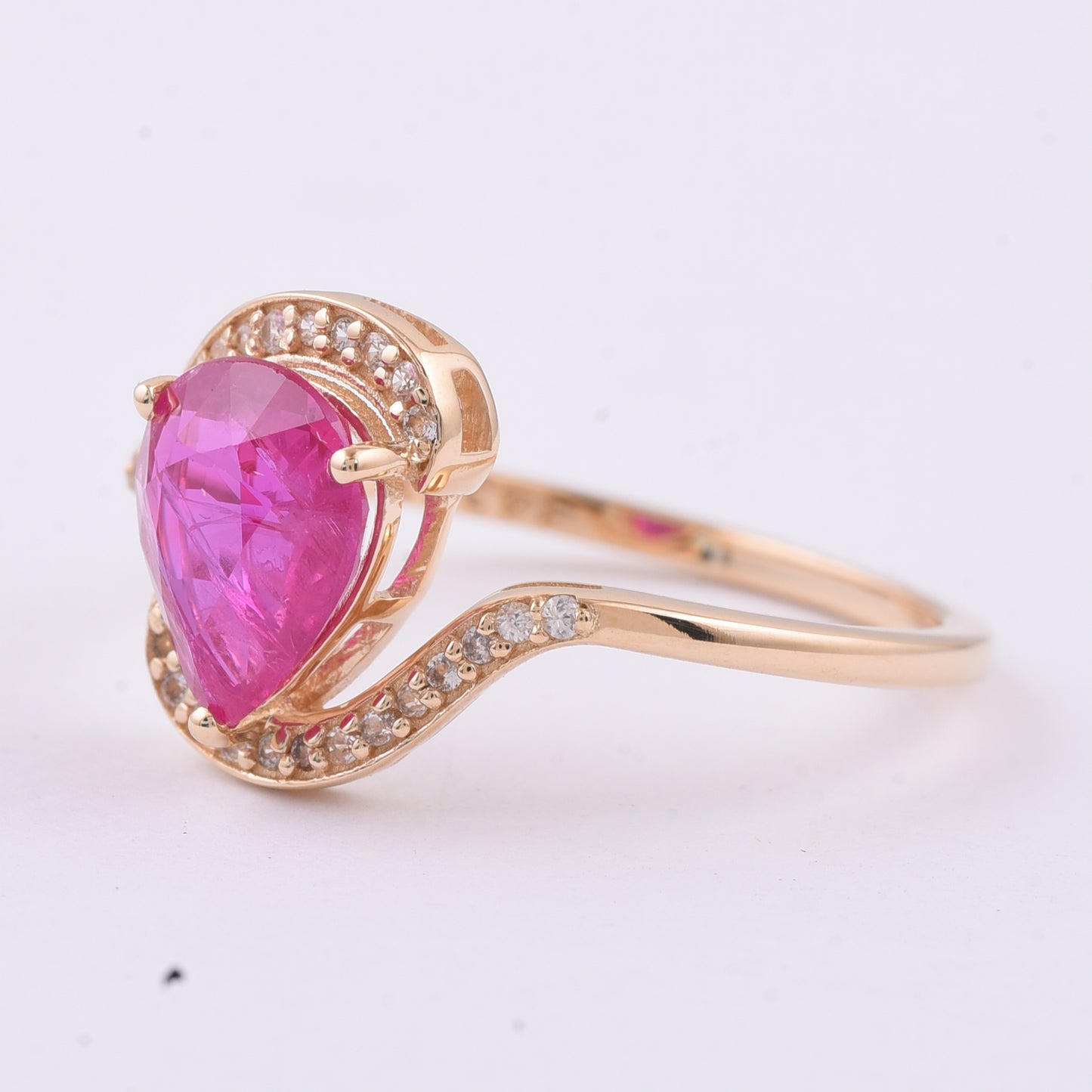 1.90 Ct Pear Natural Ruby 14K Gold Ring