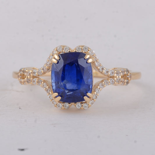 2.51 Ct Cushion Sapphire 9K Gold Ring