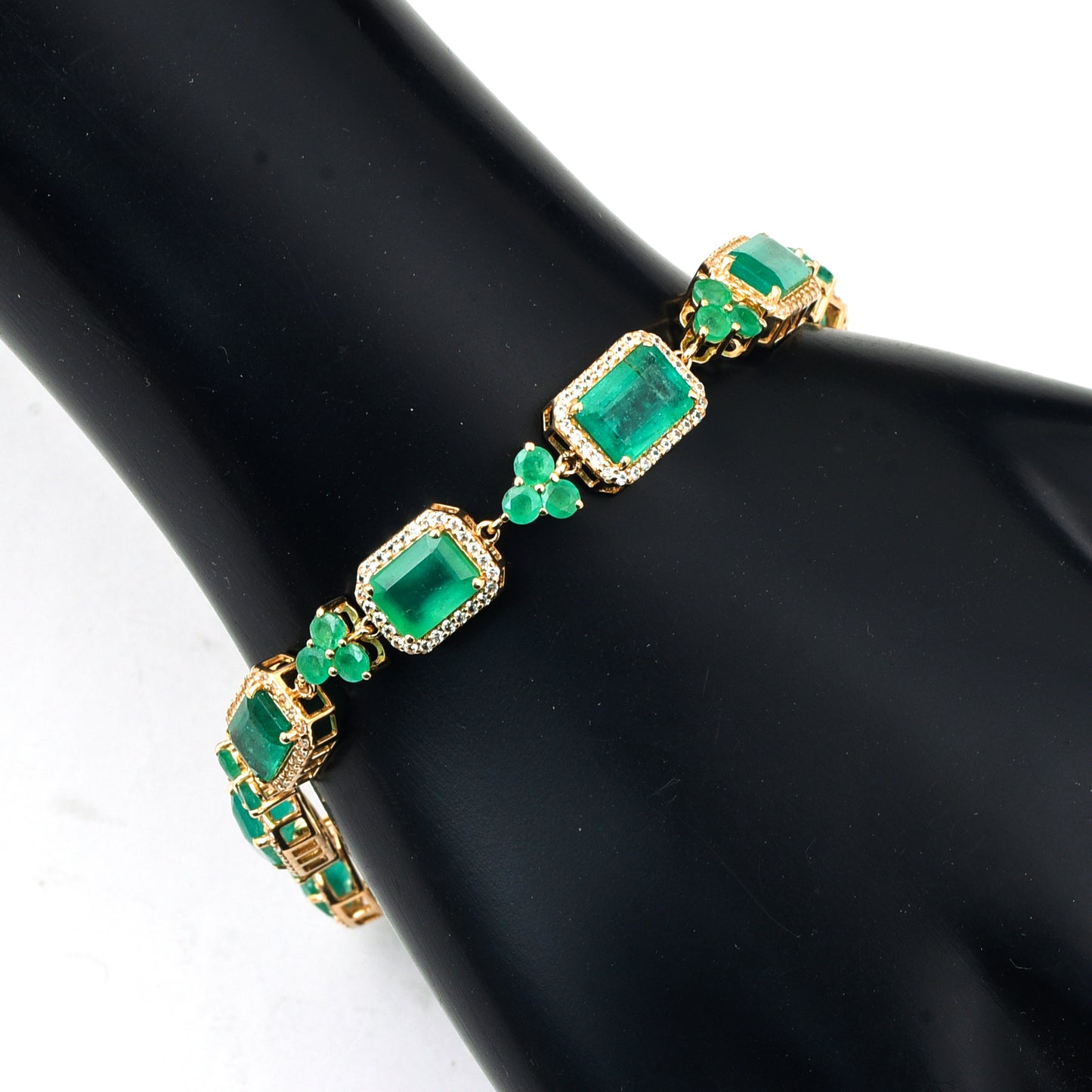 13.20 Ct Octagon, Cushion Emerald 14K Gold Bracelet