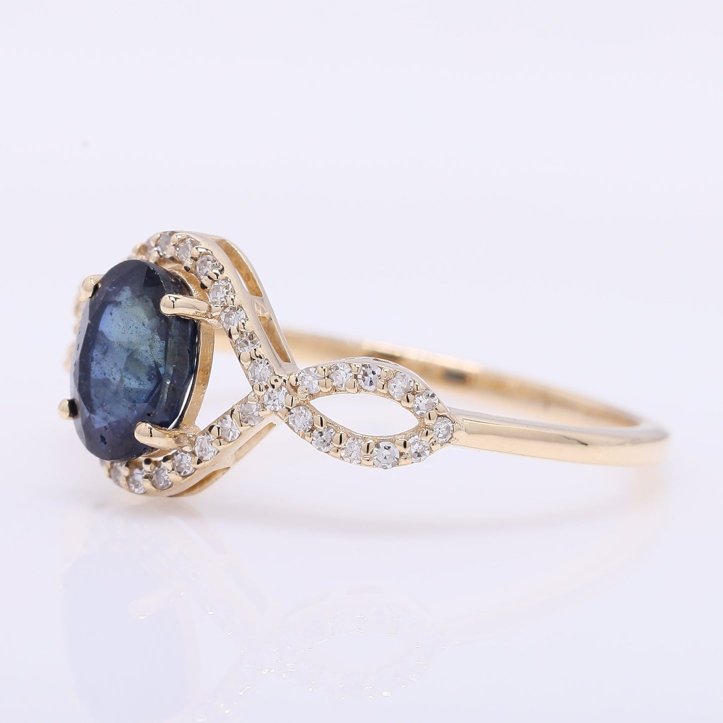 1.32 Ct Oval Mixed Cut Natural Sapphire 14K Gold Ring