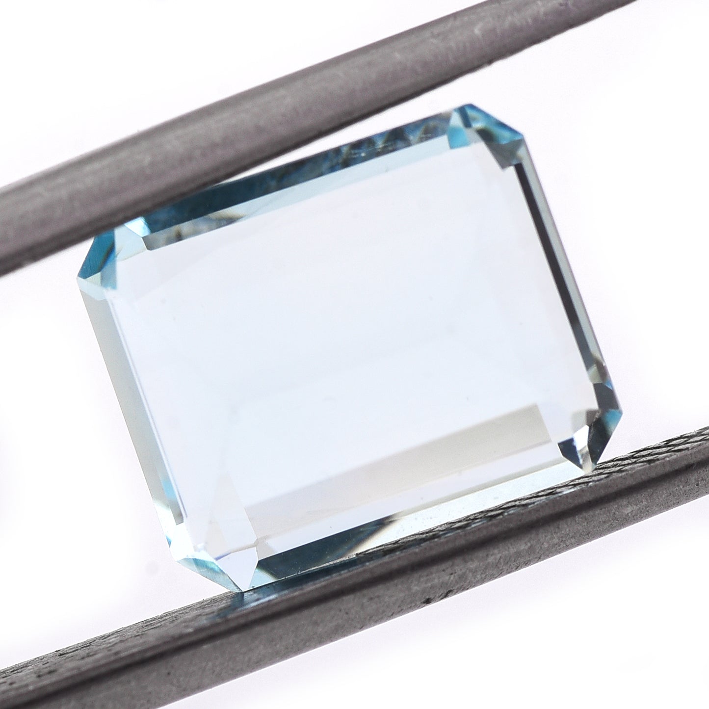 4.15 Natural Beryl Aquamarine Emerald Cut Gemstone