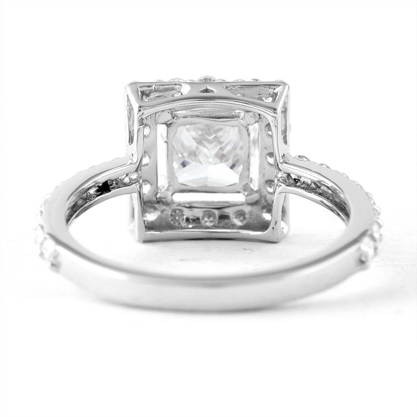 2.37 Carats Lab Grown Diamond 950 Platinum Ring