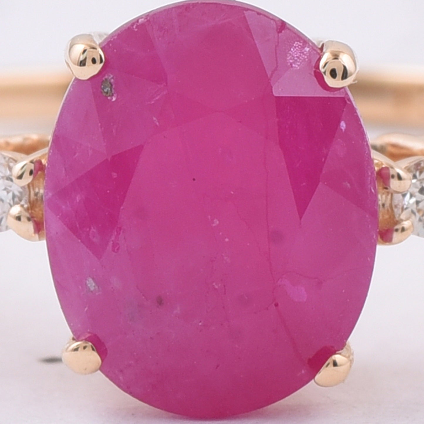 2.69 Ct Oval Natural Ruby 14K Gold Ring