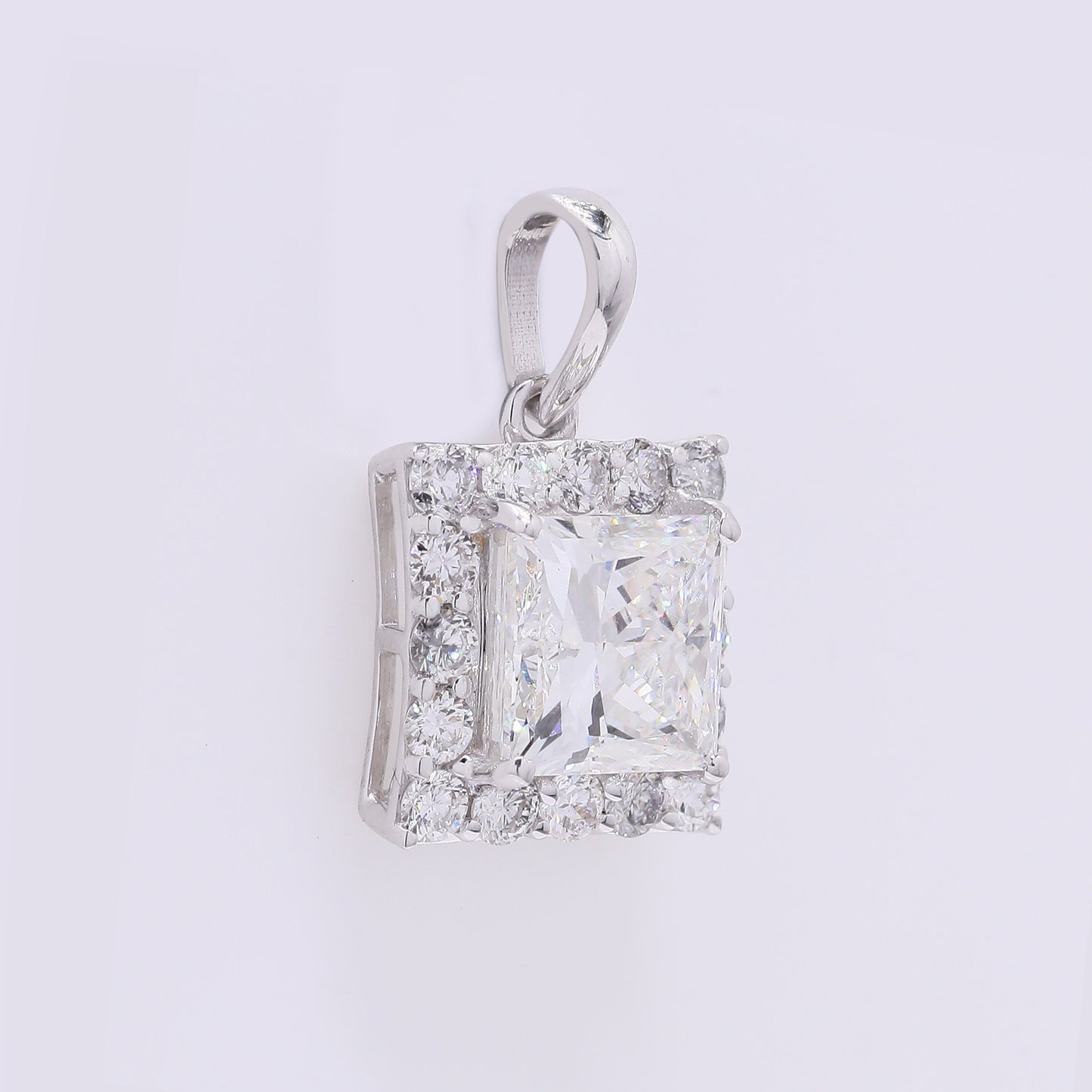 2.36 Carats Lab Grown Diamond 14K Gold Pendant