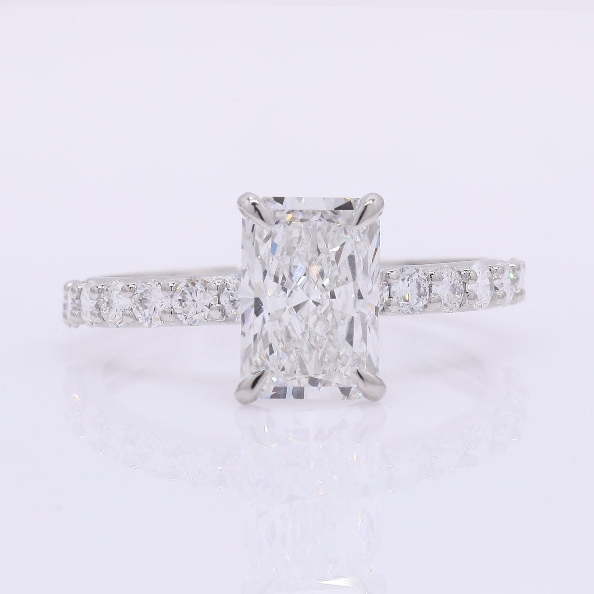 2.45 Carats Lab Grown Diamond 950 Platinum Ring