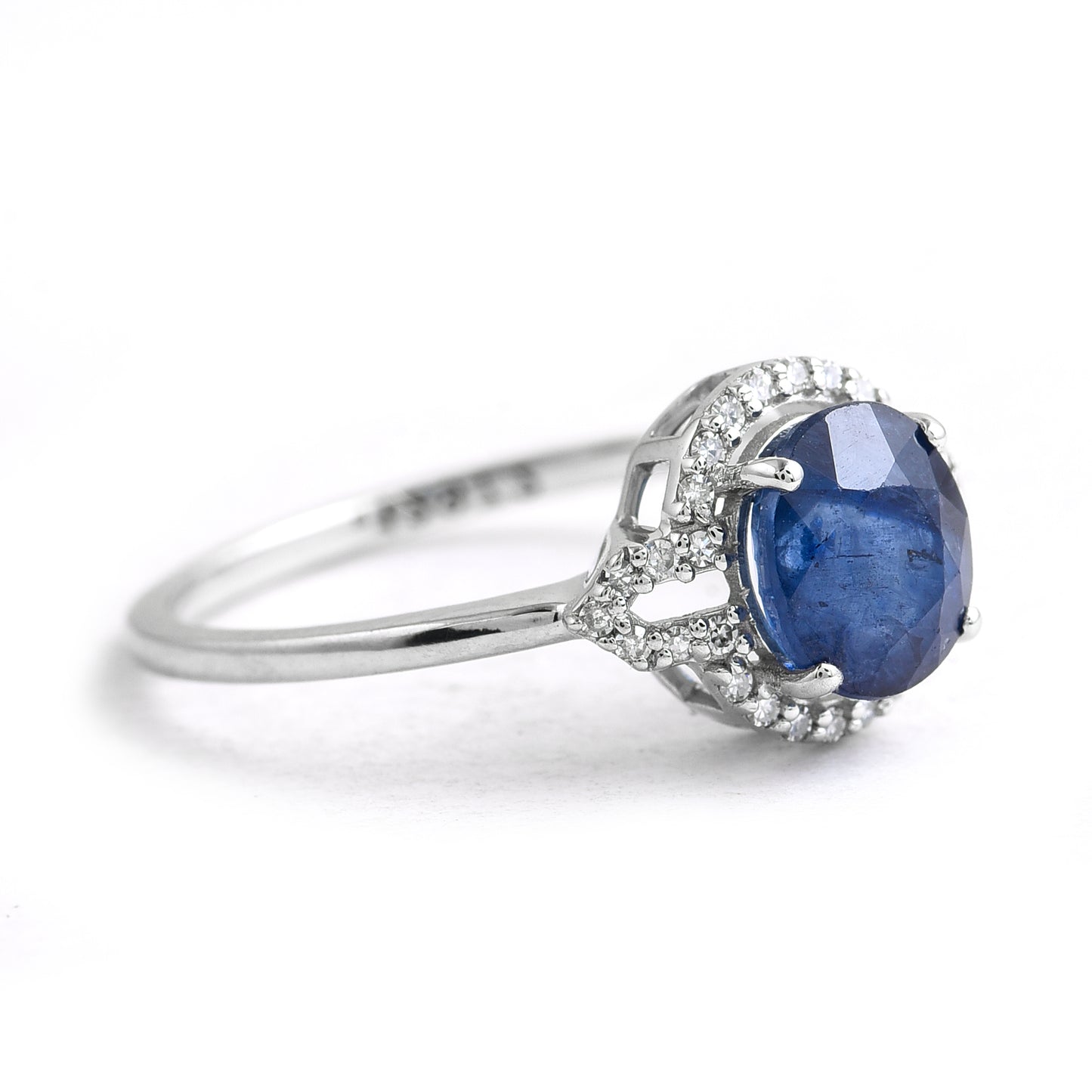 1.90 Ct Oval Sapphire 950 Platinum Ring