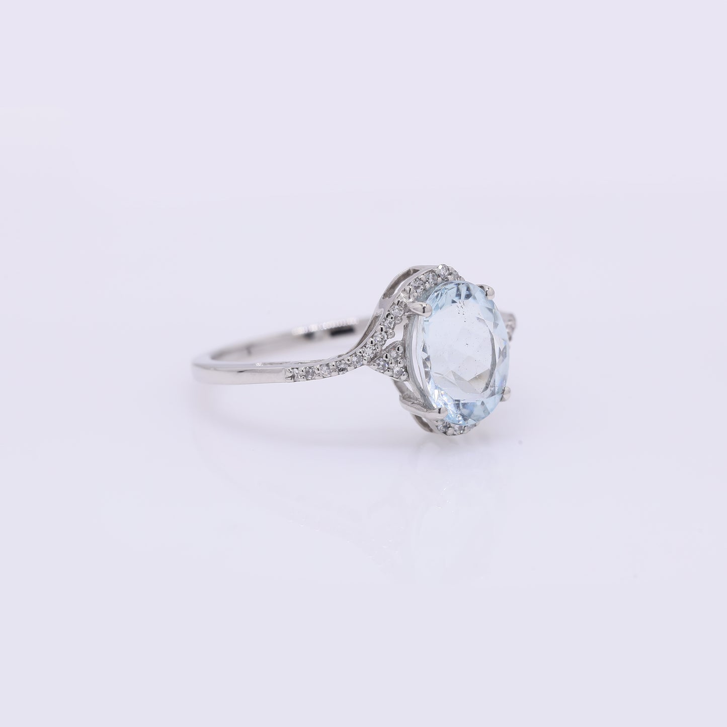 1.91 Ct Oval Mixed Cut Natural Aquamarine 950 Platinum Ring