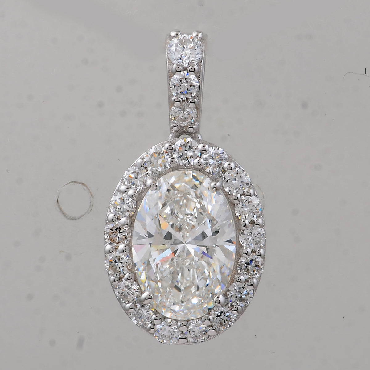 2.57 Carats Lab Grown Diamond 14K Gold Pendant