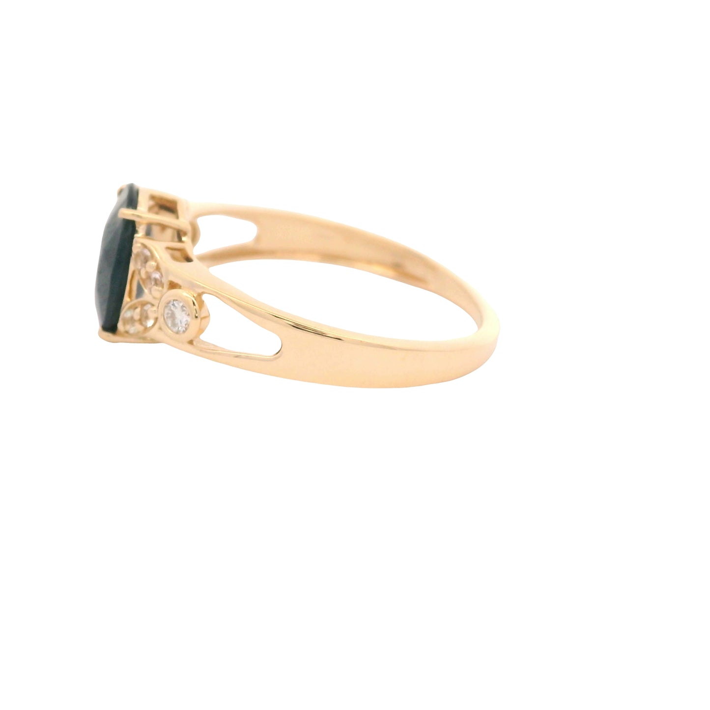 1.84 Ct Oval Sapphire 14K Gold Ring