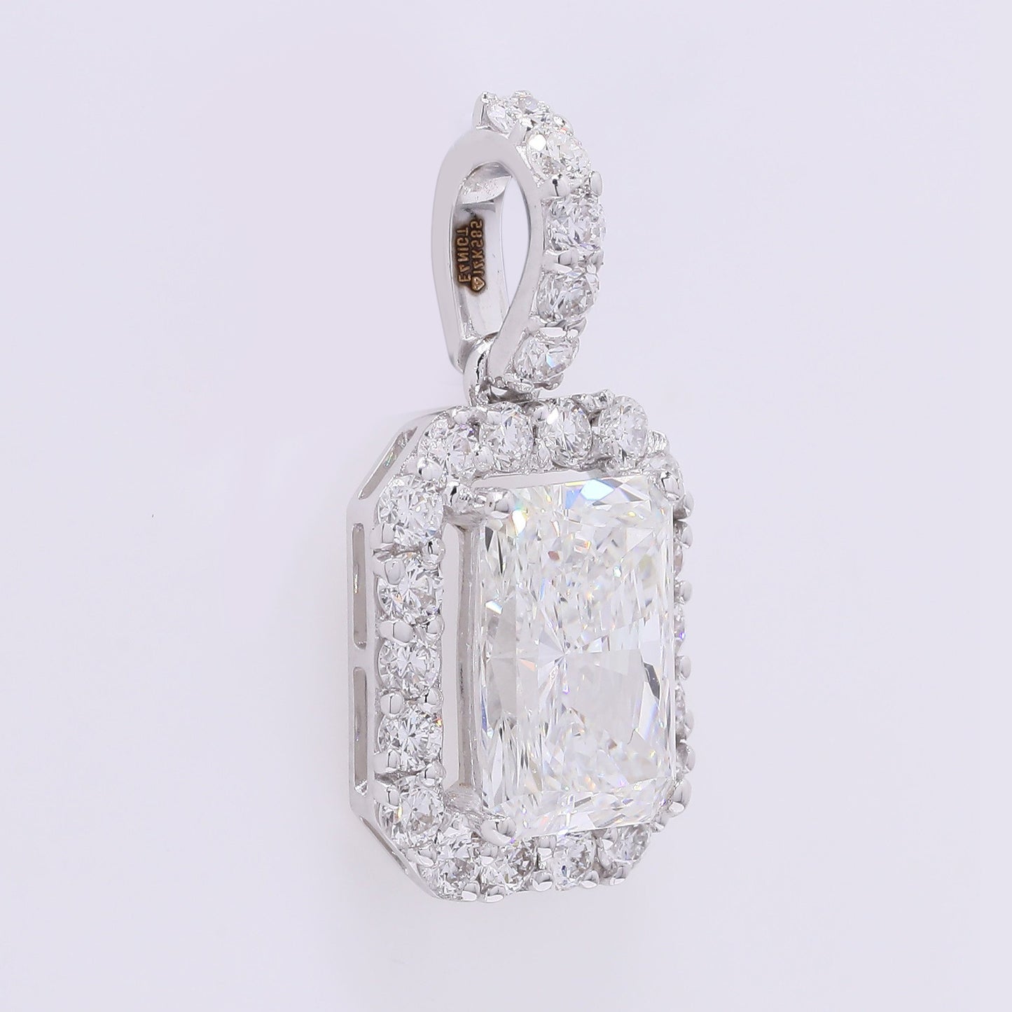 2.43 Carats Lab Grown Diamond 14K Gold Pendant