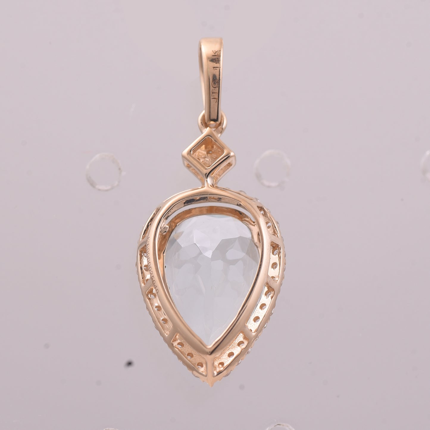 2.78 Ct Pear Mixed Cut Natural Aquamarine 14K Gold Pendant