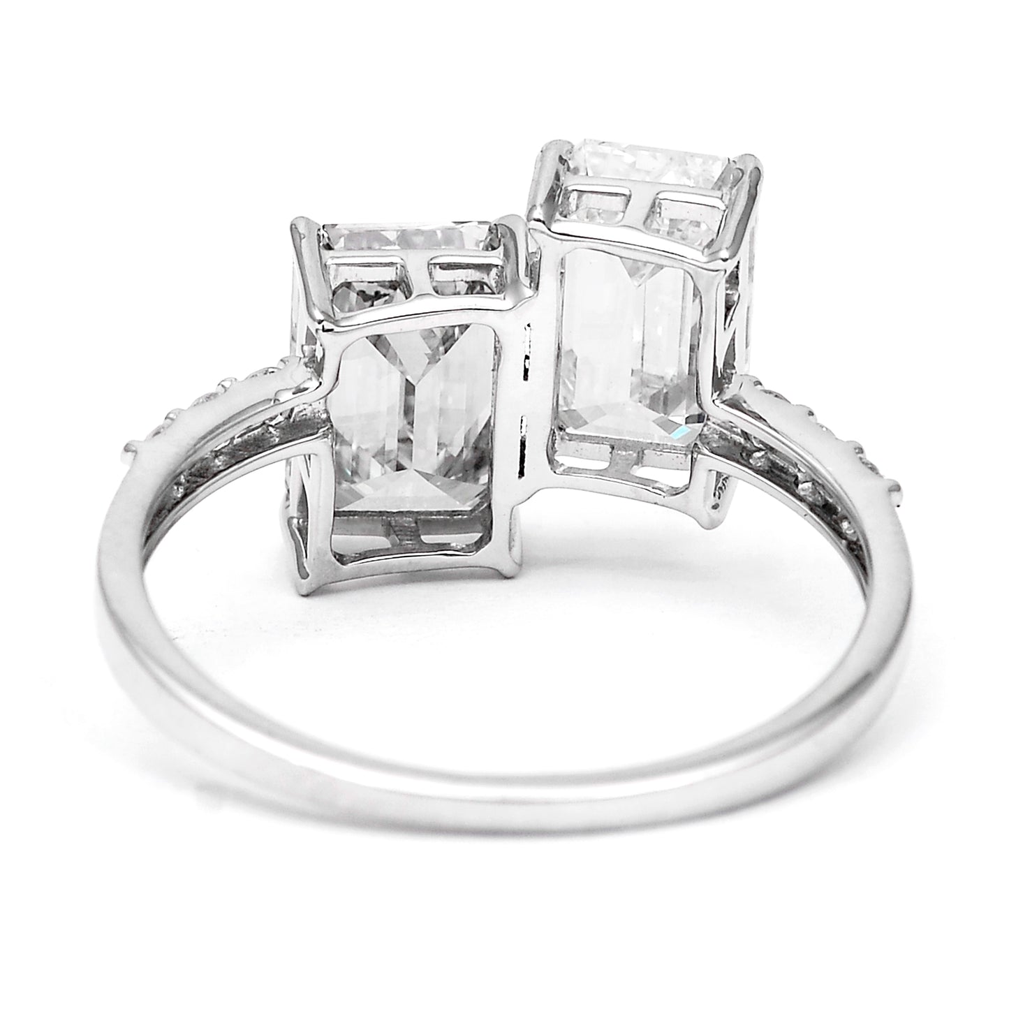 3.27 Carats Lab Grown Diamond 14K Gold Ring