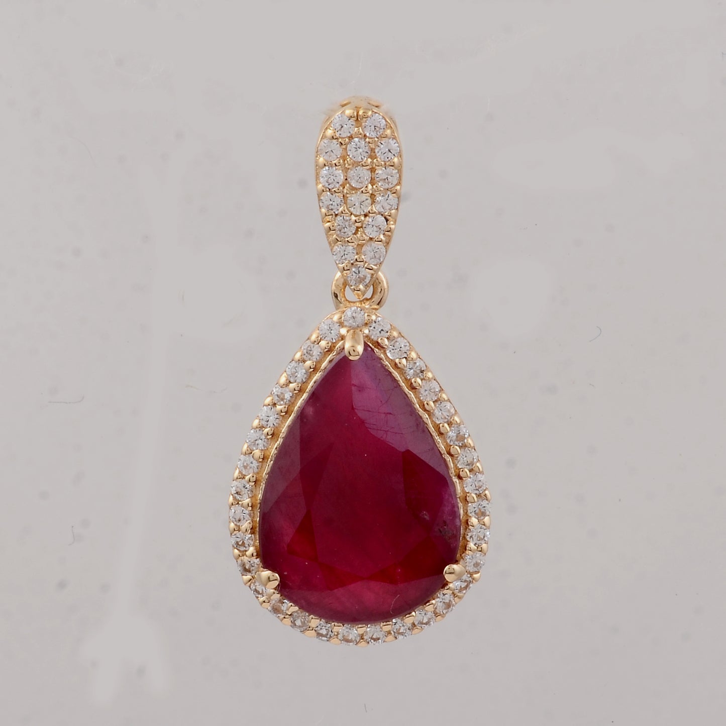 2.64 Ct Pear Ruby 9K Gold Pendant