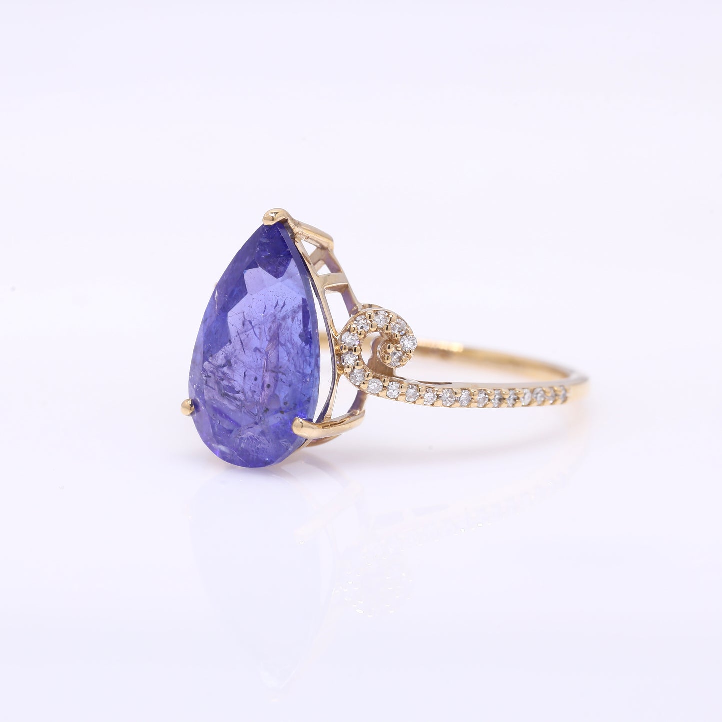 4.22 Ct Pear Mixed Cut Natural Tanzanite 14K Gold Ring