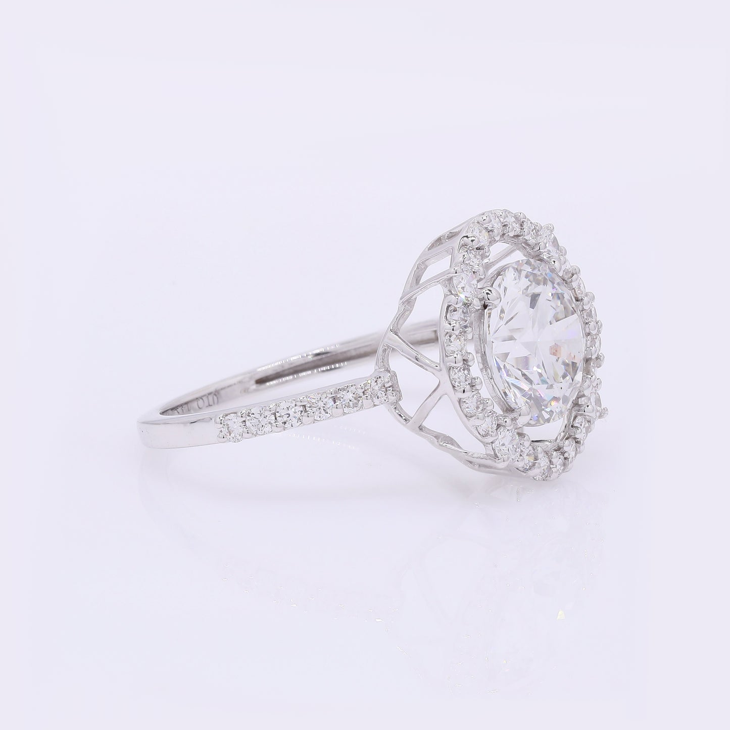2.60 Carats Lab Grown Diamond 14K Gold Ring