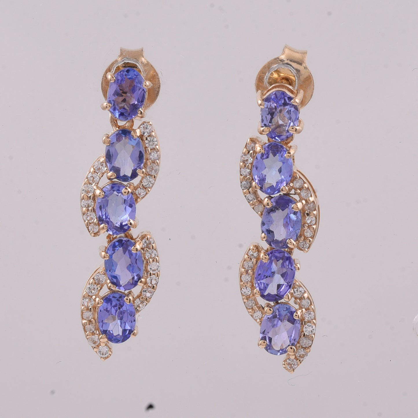 1.57 Ct Oval Natural Tanzanite 14K Gold Earrings