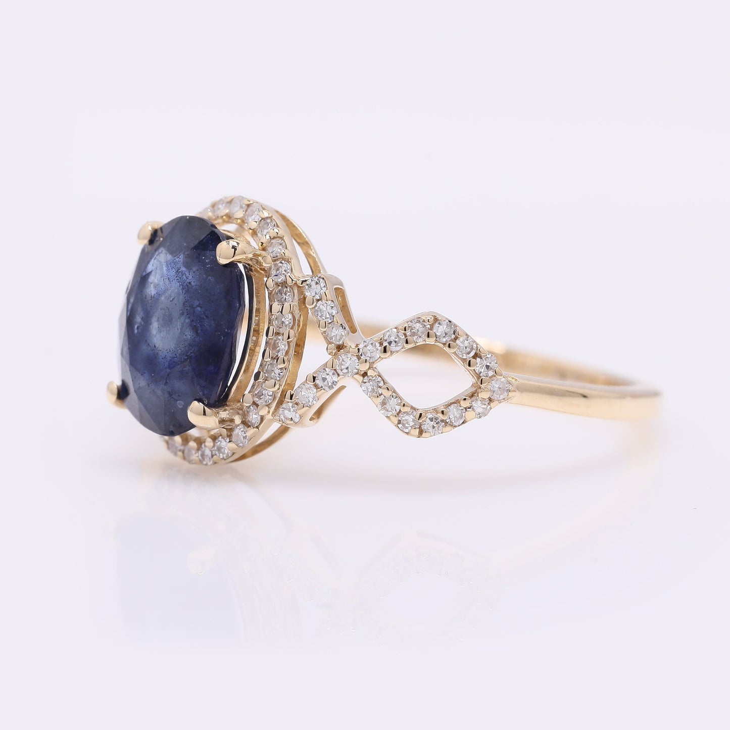 2.30 Ct Oval Mixed Cut Natural Sapphire 14K Gold Ring