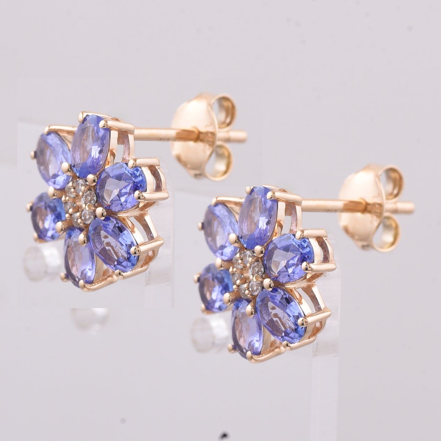 1.71 Ct Oval Natural Tanzanite 14K Gold Earrings