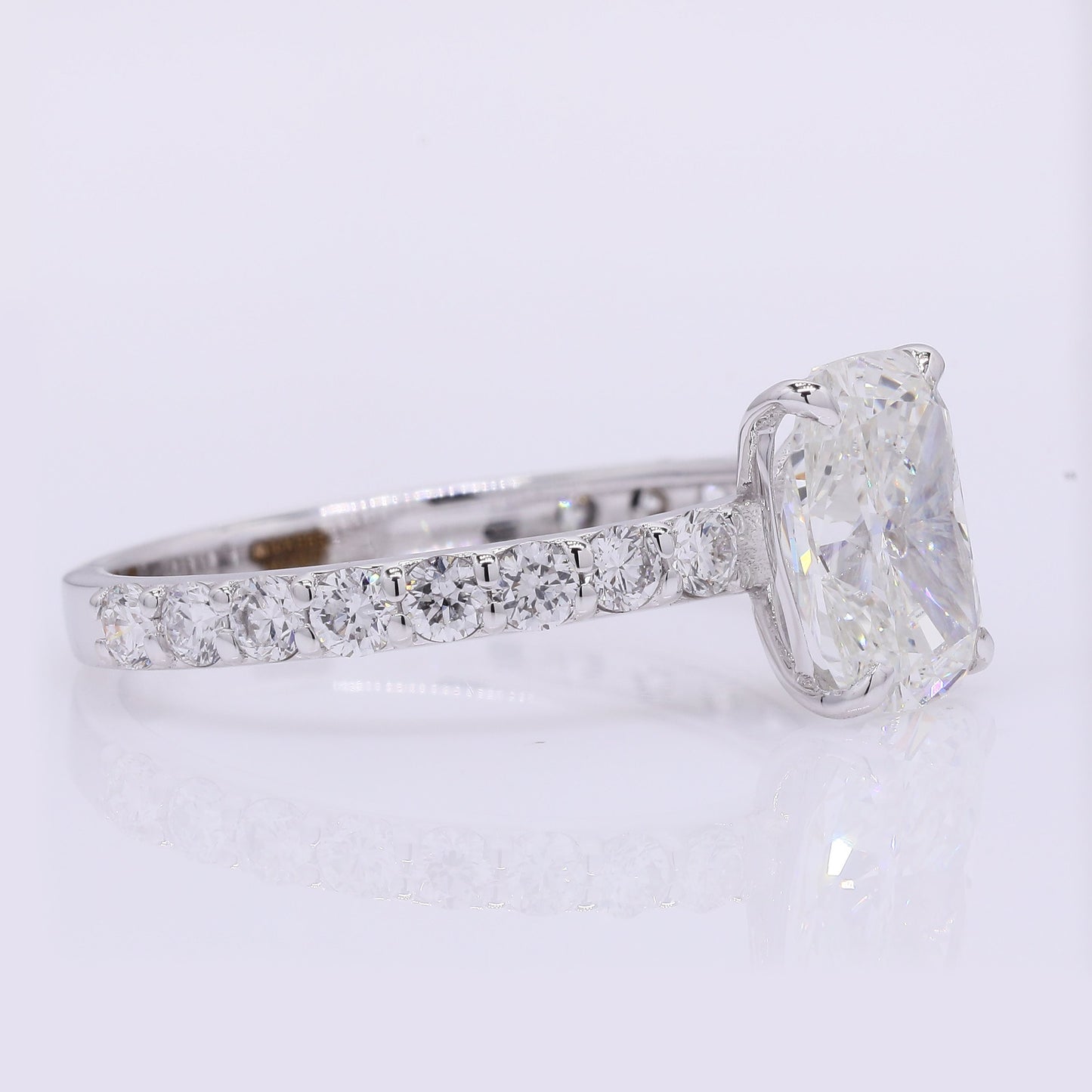 2.52 Carats Lab Grown Diamond 14K Gold Ring