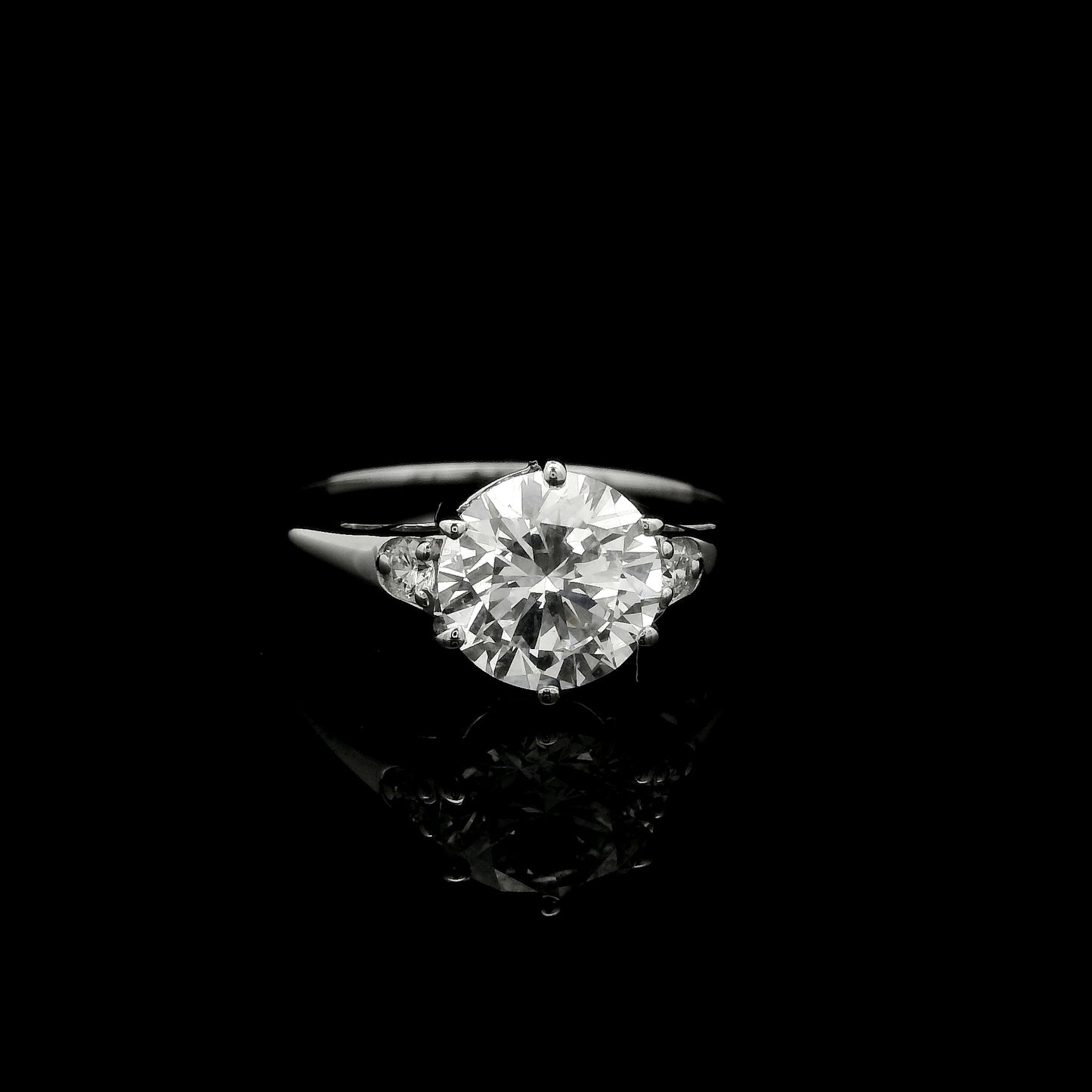 1.90 Ct Round Lab Grown Diamond 14K Gold Ring