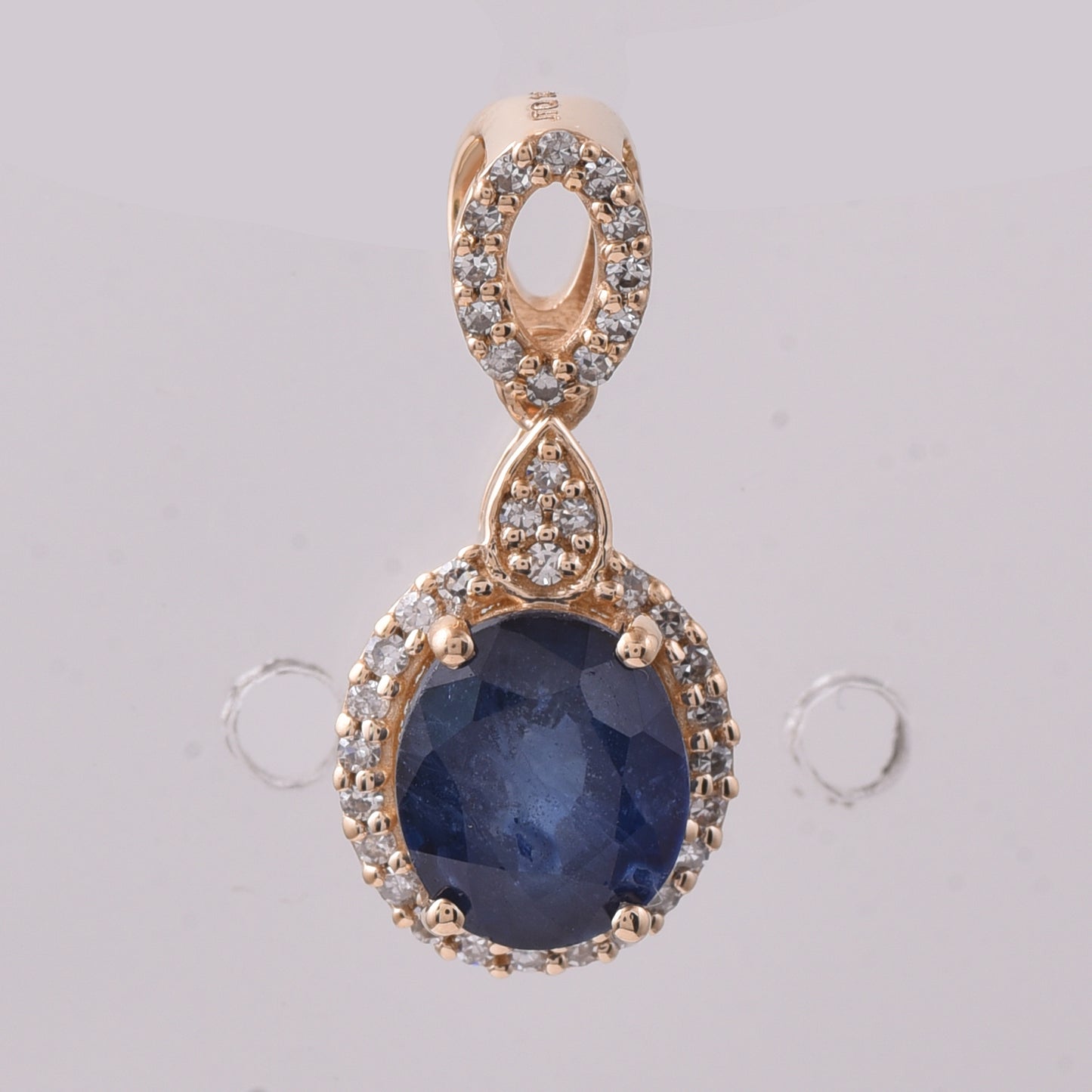 1.89 Ct Oval Sapphire 14K Gold Pendant