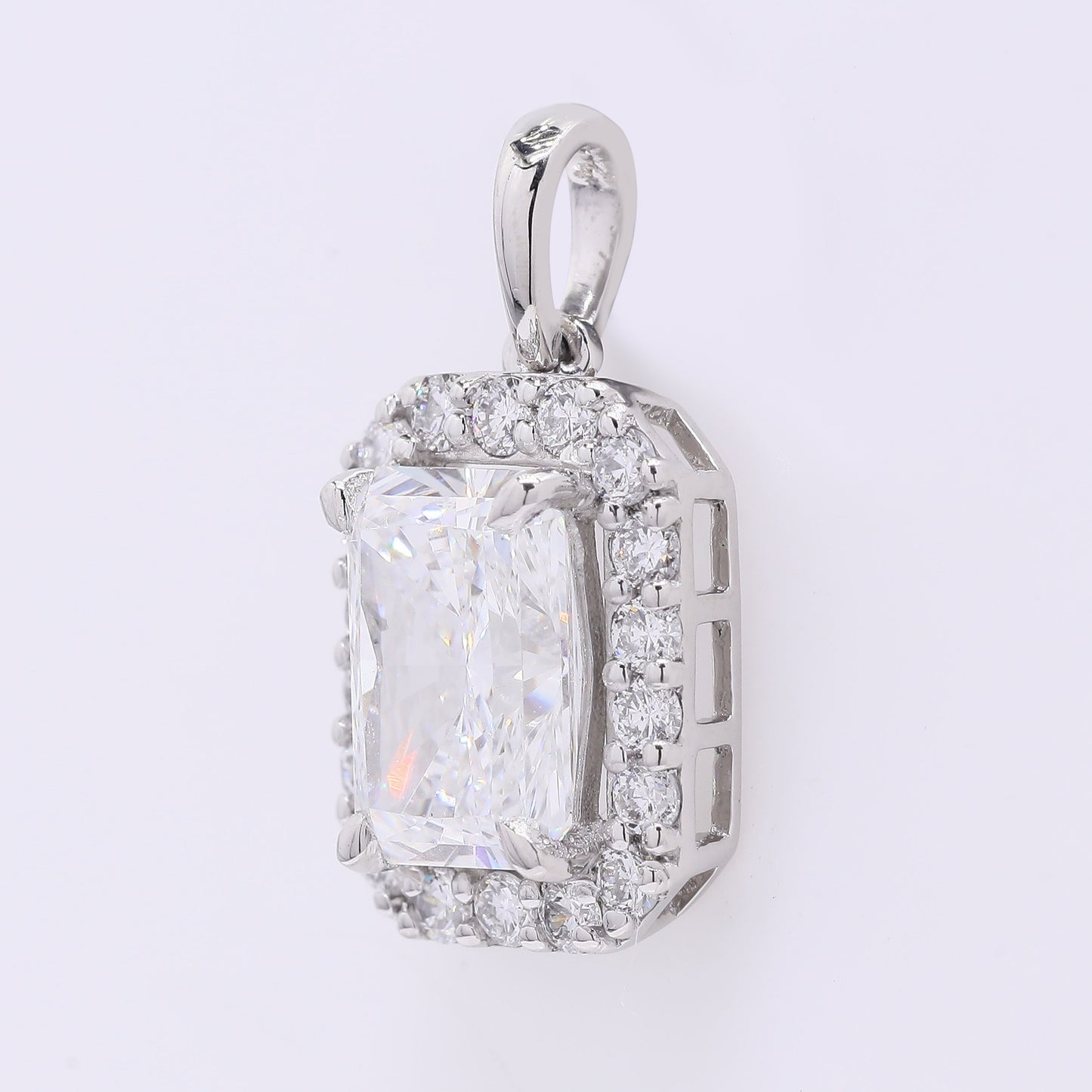 2.28 Ct Cut Cornere Rectangular Modifie Brilliant Lab Grown Diamond 950 Platinum Pendant