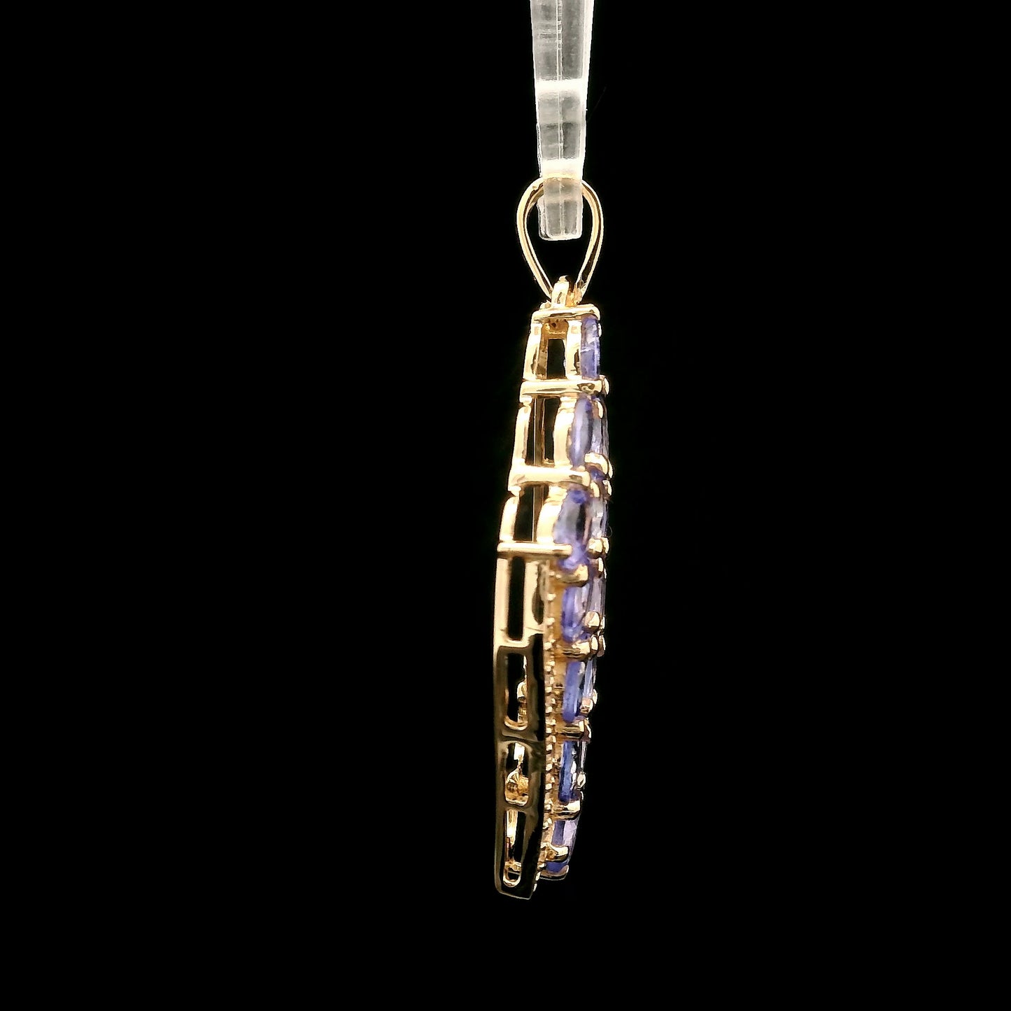 2.40 Ct Oval Tanzanite 14K Gold Pendant