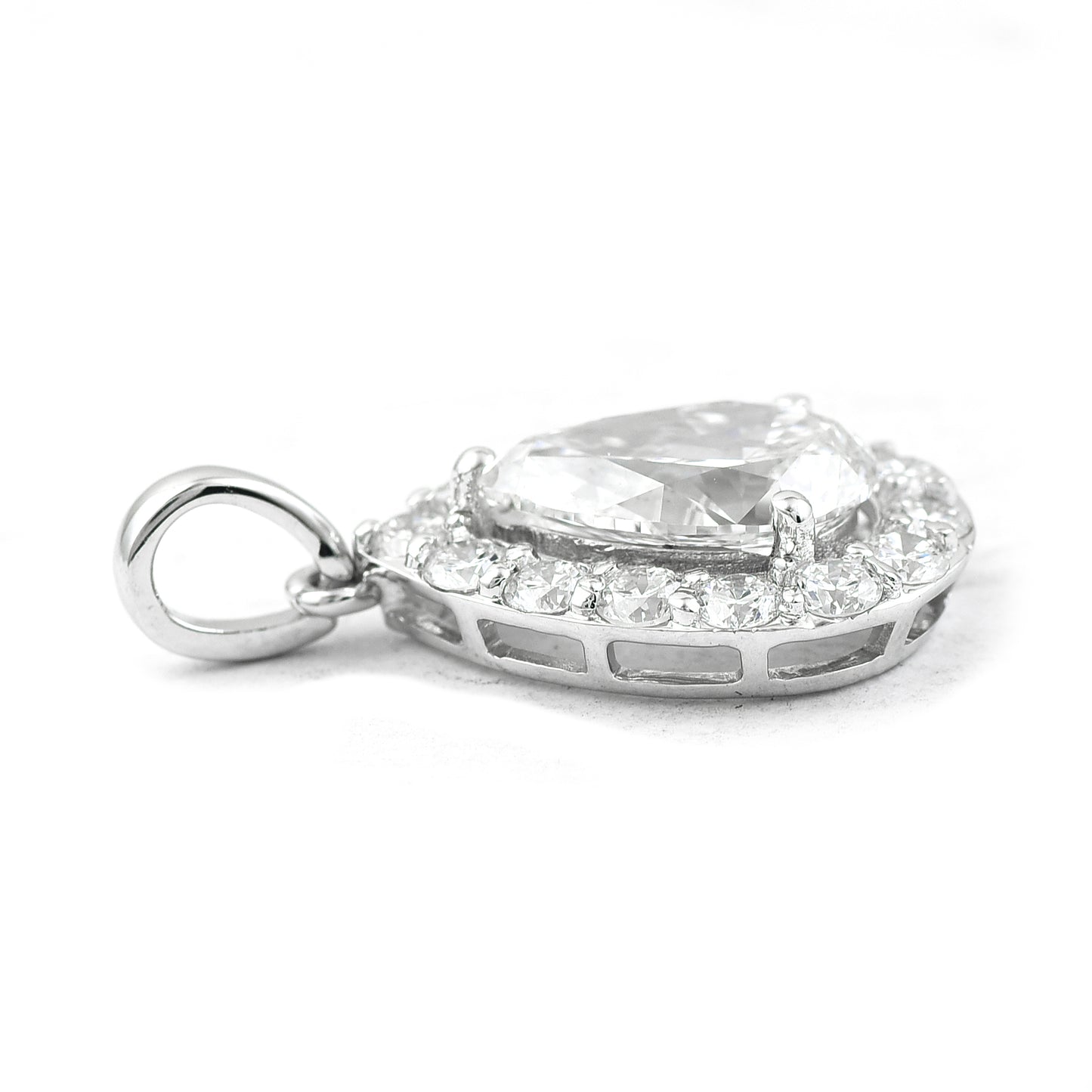 2.11 Carats Lab Grown Diamond 14K Gold Pendant
