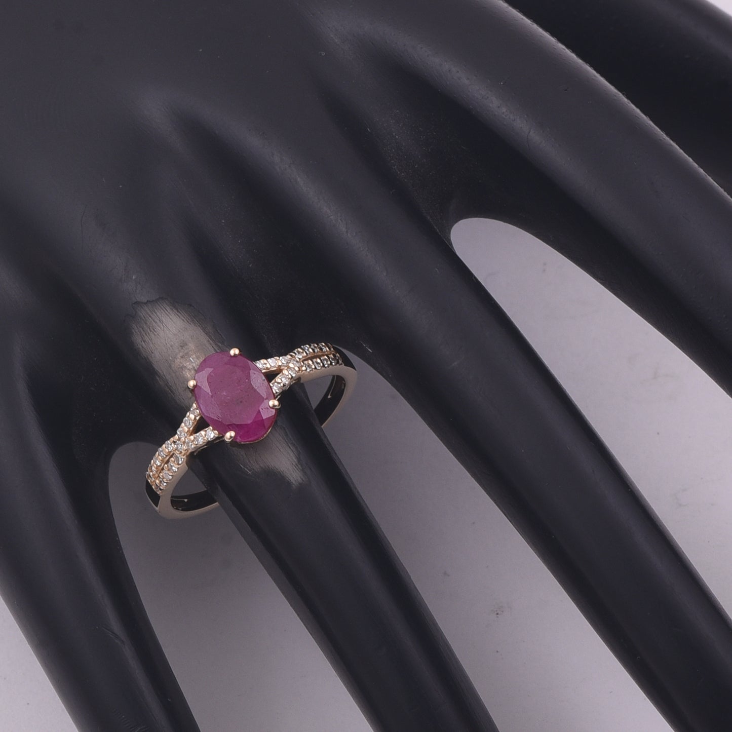 1.18 Ct Oval Mixed Cut Natural Ruby 14K Gold Ring