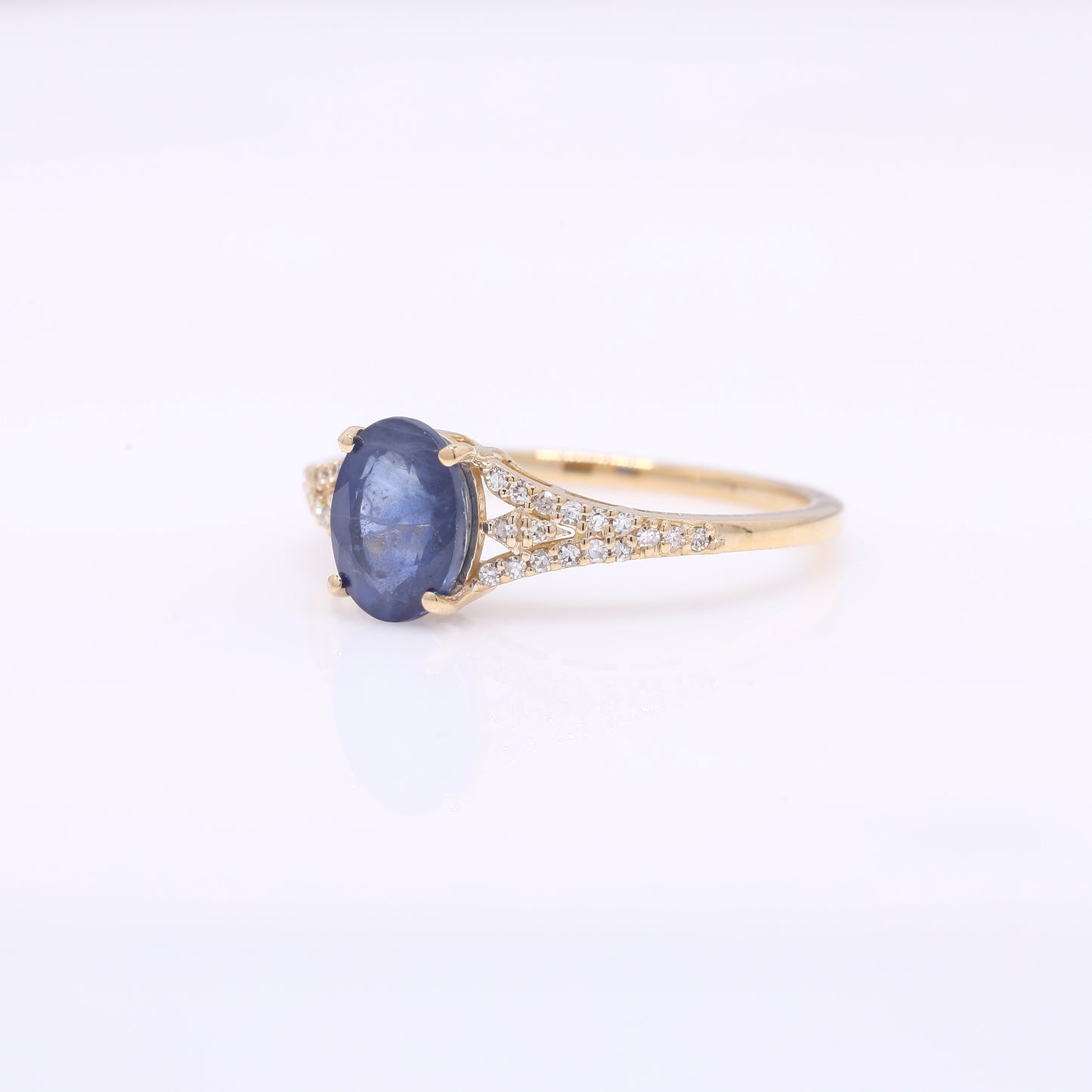 1.77 Ct Oval Mixed Cut Natural Sapphire 14K Gold Ring