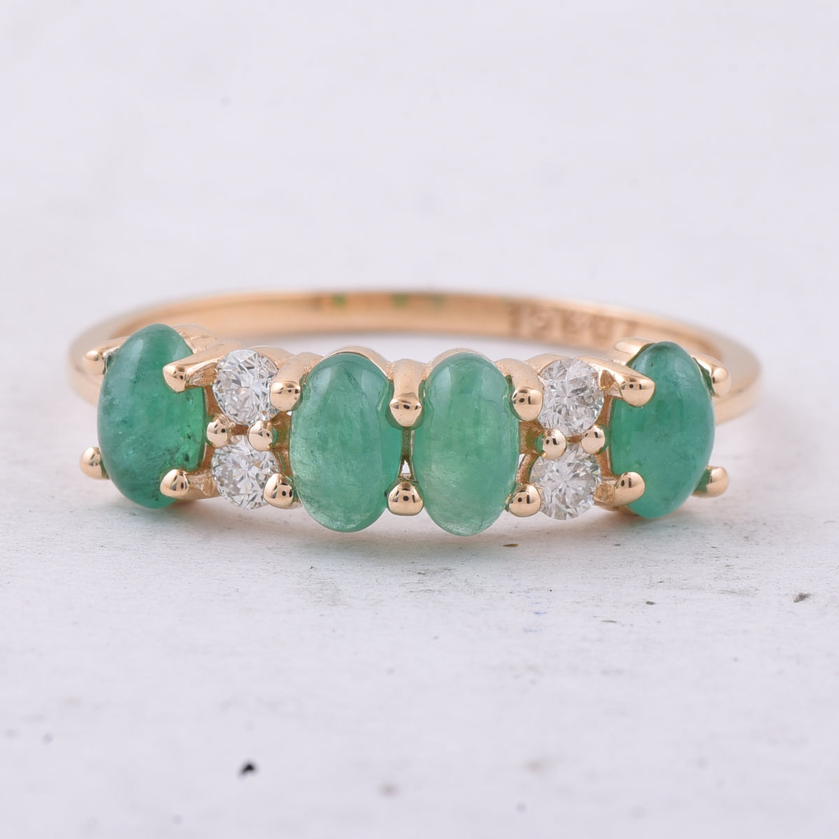 1.28 Ct Oval Cabochon Cut Natural Emerald 14K Gold Ring