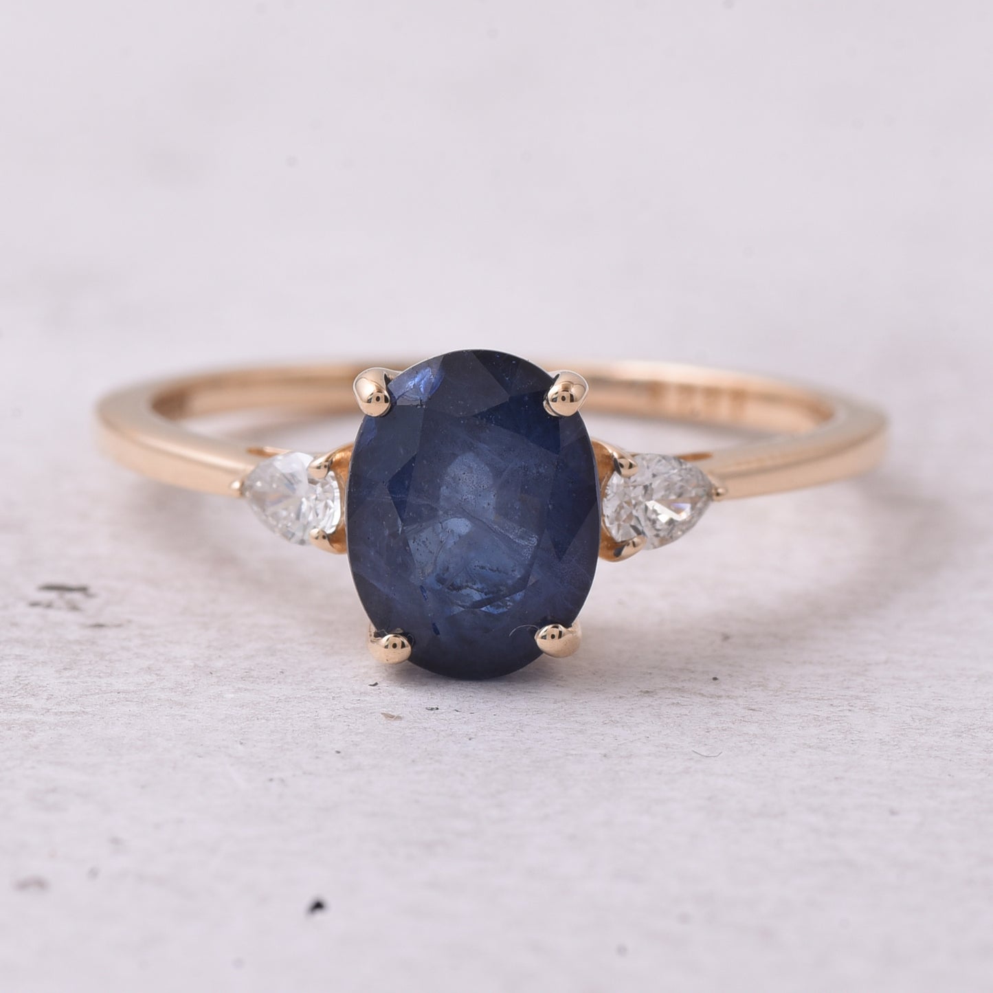 2.41 Ct Oval Mixed Cut Natural Sapphire 14K Gold Ring