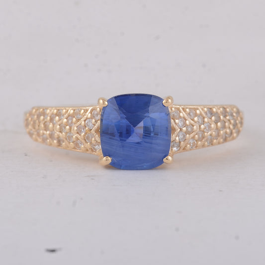 1.78 Ct Cushion Sapphire 9K Gold Ring