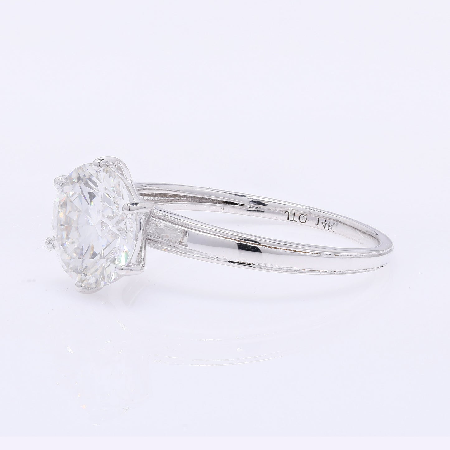 2.10 Carats Lab Grown Diamond 14K Gold Ring