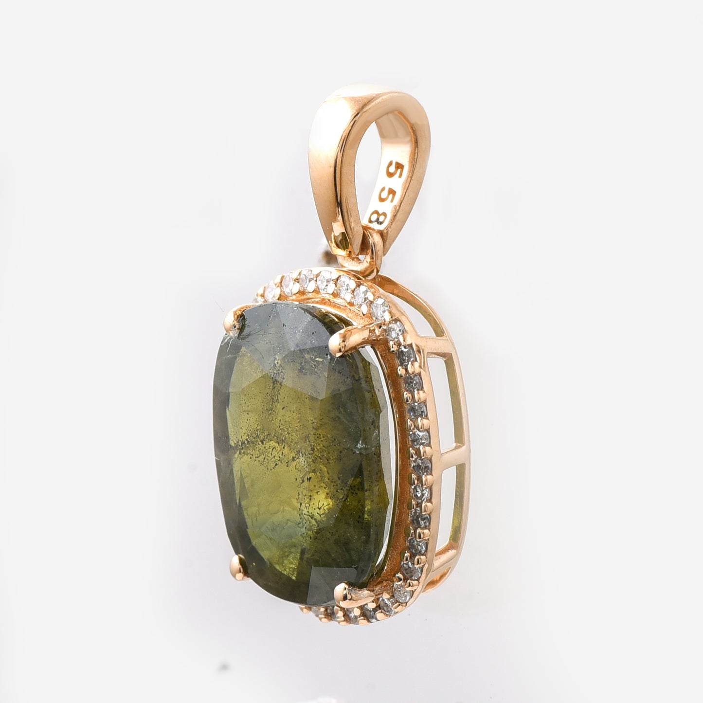 5.09 Ct Cushion Mixed Cut Natural Green Sapphire 14K Gold Pendant