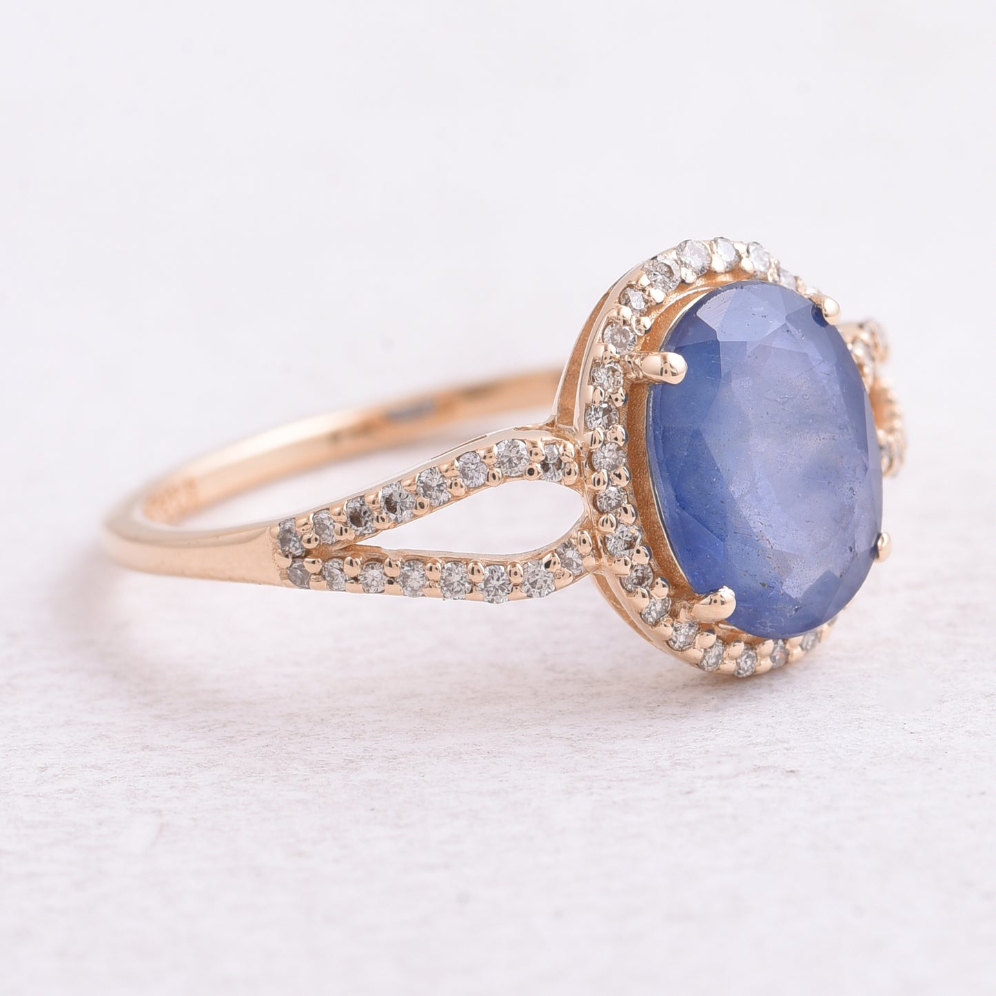 1.98 Ct Oval Mixed Cut Natural Sapphire 14K Gold Ring