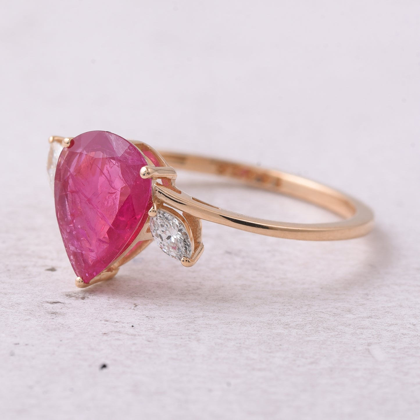 1.27 Ct Pear Natural Ruby 14K Gold Ring
