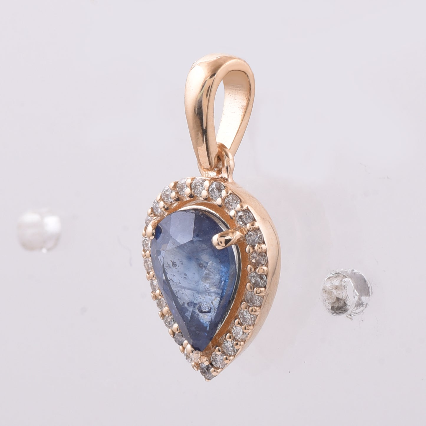 1.29 Ct Pear Natural Sapphire 14K Gold Pendant