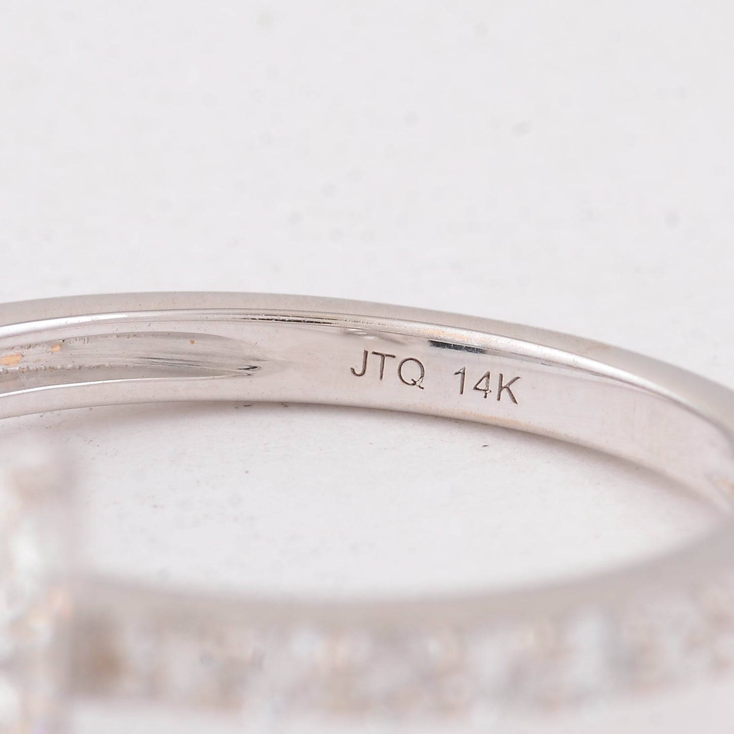 2.35 Carats Lab Grown Diamond 14K Gold Ring