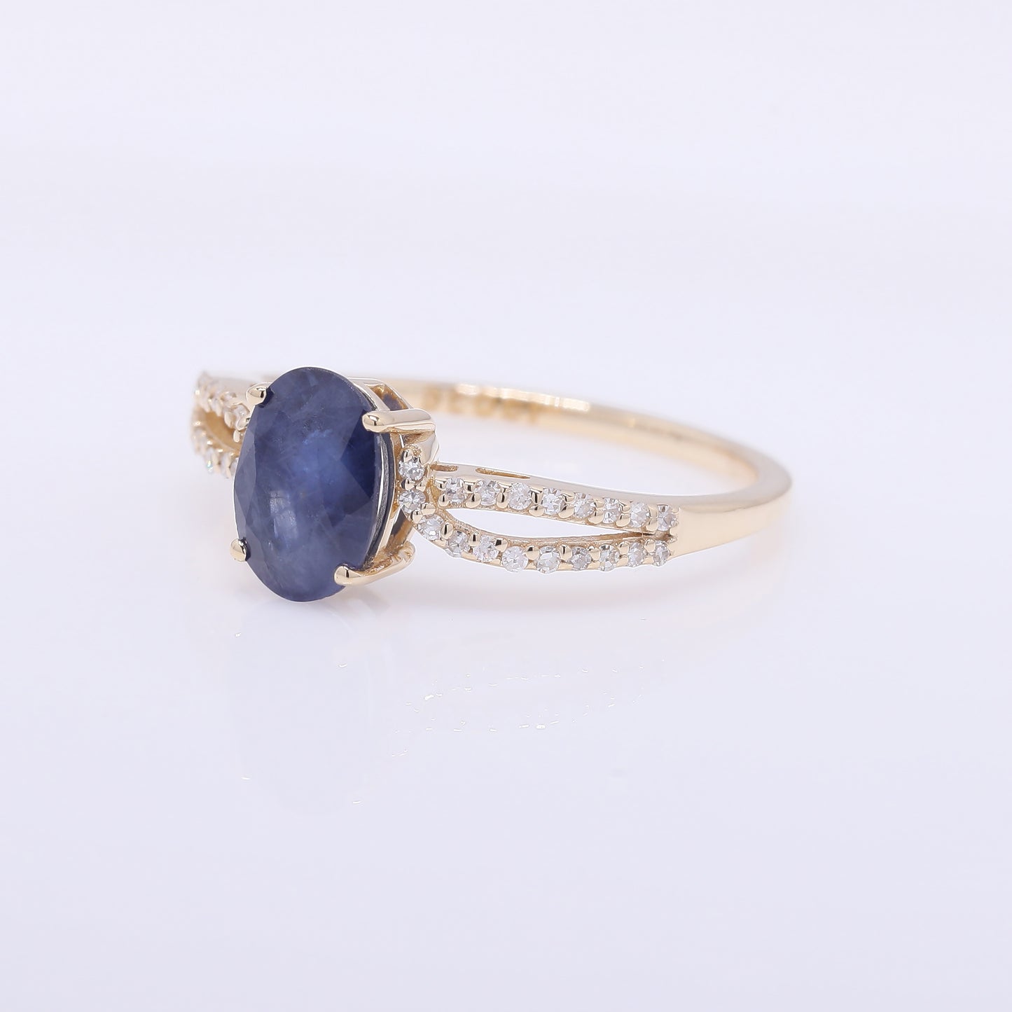 1.56 Ct Oval Mixed Cut Natural Sapphire 14K Gold Ring