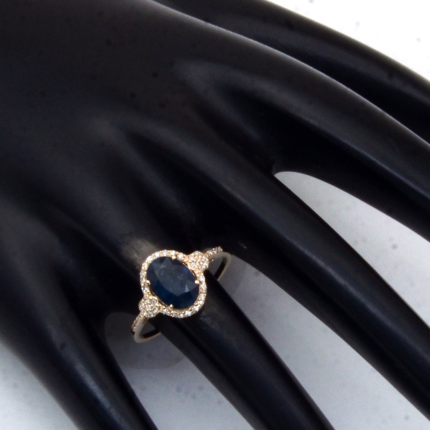 1.79 Ct Oval Mixed Cut Natural Sapphire 14K Gold Ring